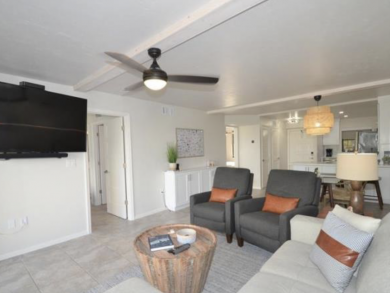 Great Naples Condo One Bloc to Vanderbilt Beach